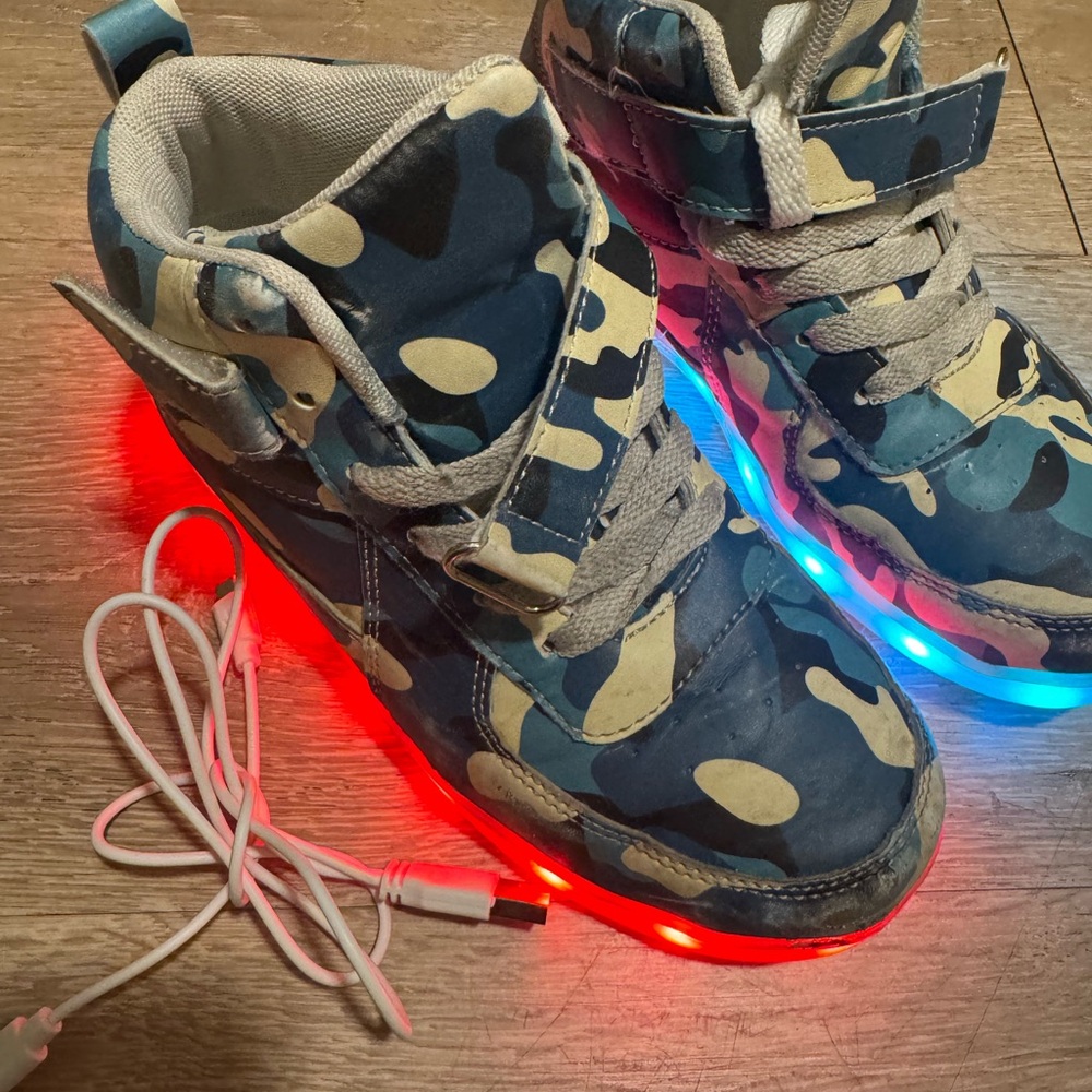 Kids Camouflage Light-Up Sneakers